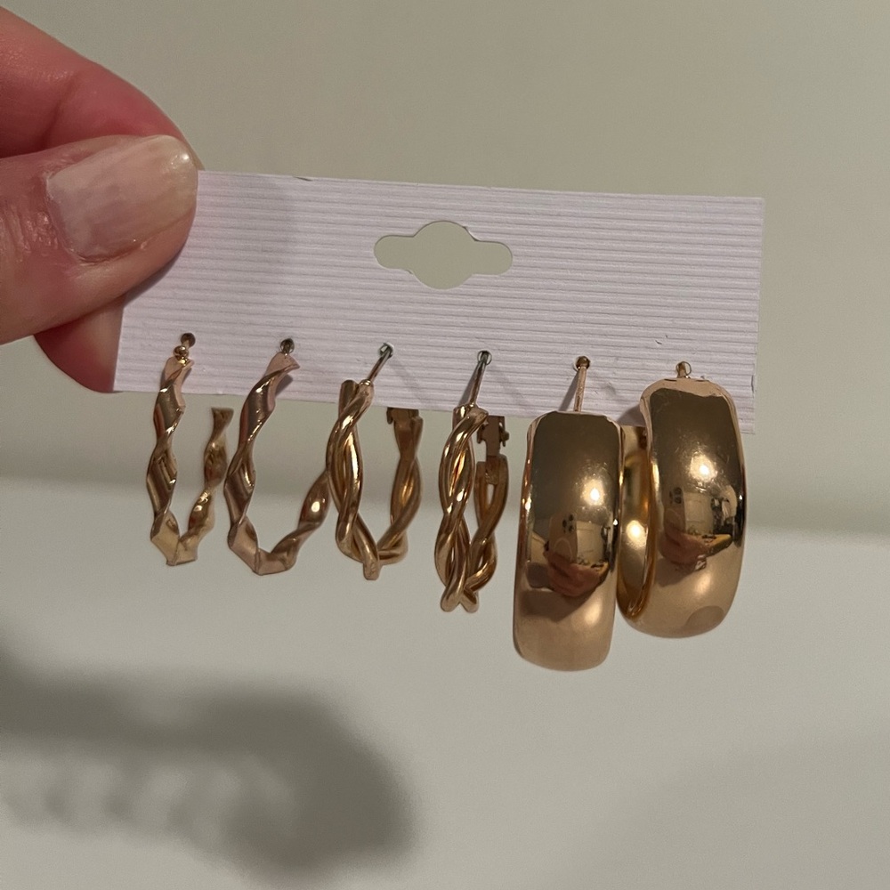 3 pairs fashion gold plated earrings brand new ✨